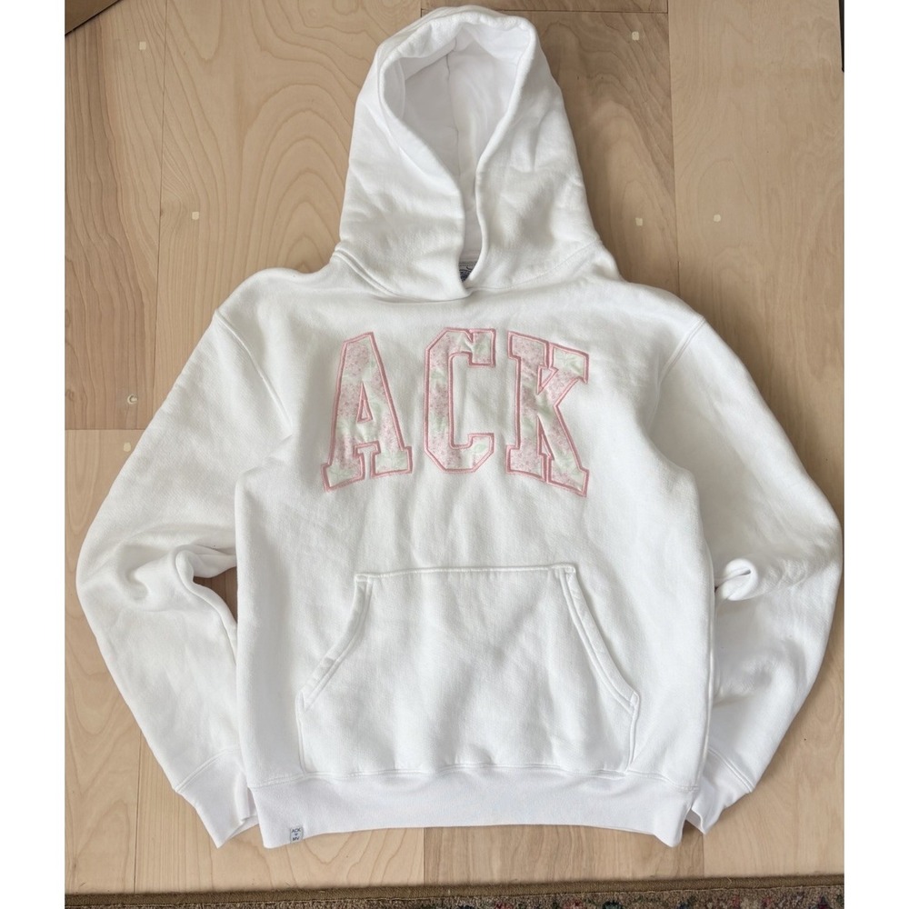 Erica Wilson Nantucket ACK Hoodie NWT Womens M White Pink Floral Relaxed Coastal